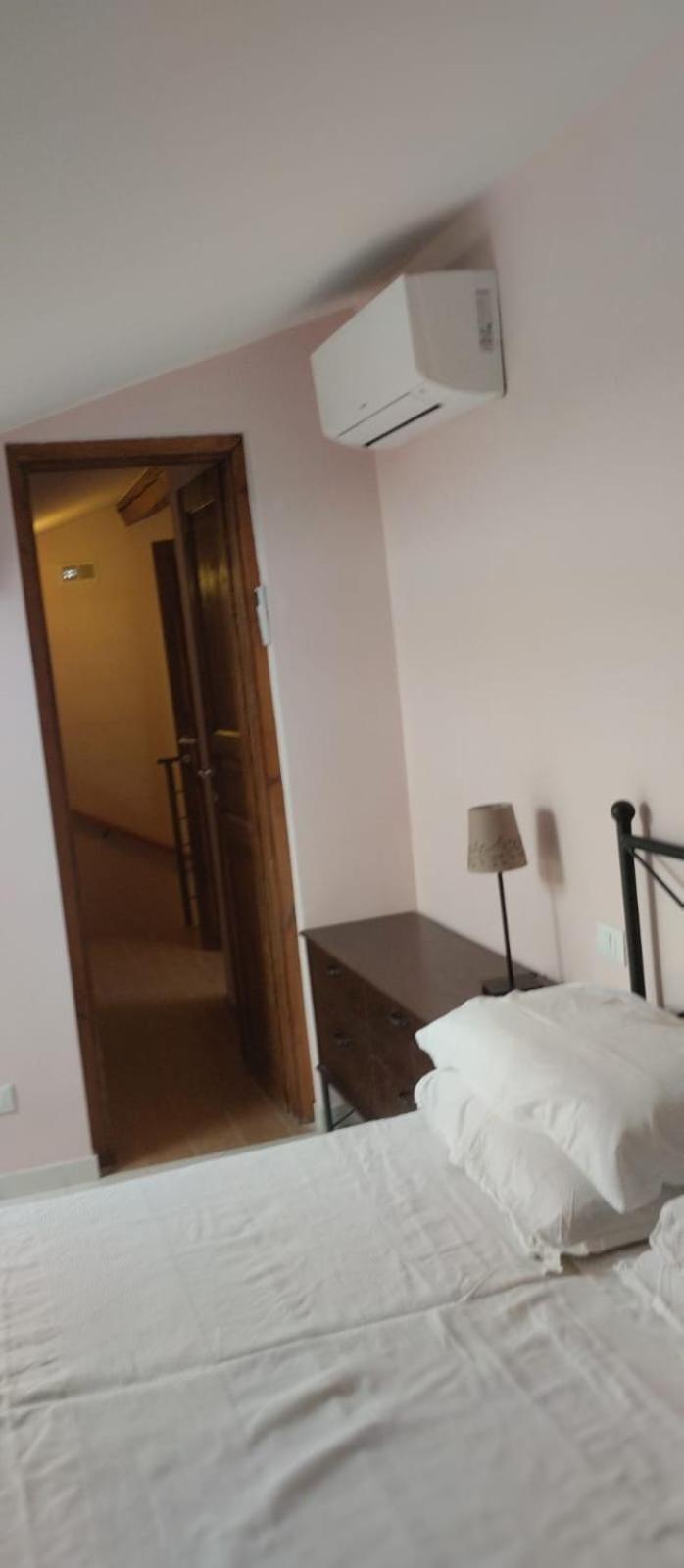 My Room ลีวอร์โน ภายนอก รูปภาพ
