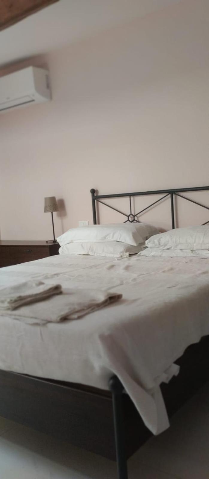 My Room ลีวอร์โน ภายนอก รูปภาพ